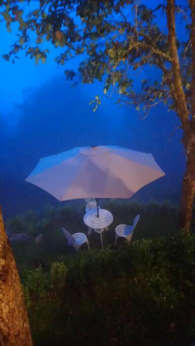 Cabana Con Banera Y Chimeneas En Puesta De Sol El Pacifico ภายนอก รูปภาพ